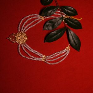 Pearl Chocker 05